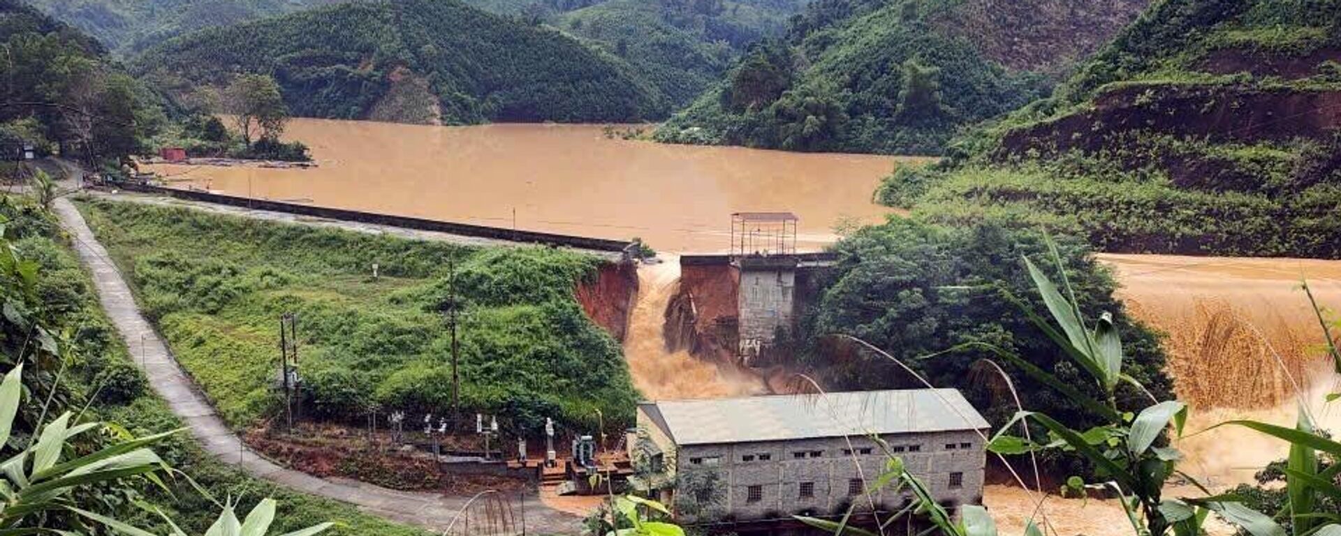 Hiện trường đập thủy điện Bắc Khê (Lạng Sơn) bị vỡ chiều 7/10/2025
 - Sputnik Việt Nam, 1920, 07.10.2025