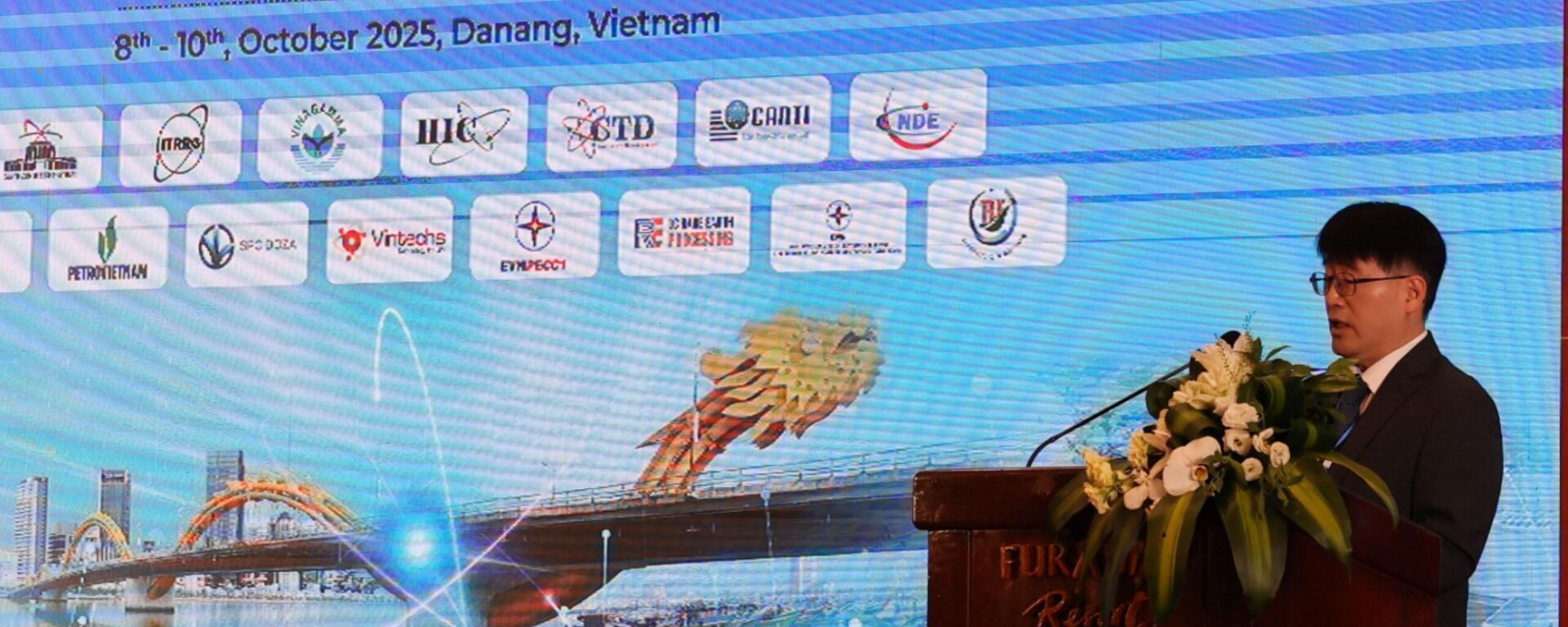 Đại biểu phát biểu tại Hội nghị - Sputnik Việt Nam, 1920, 08.10.2025