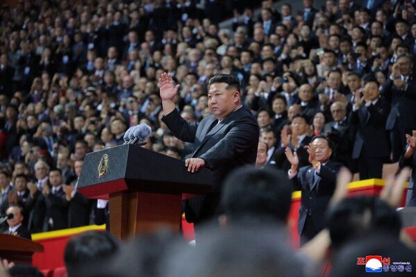 Kim Jong-un trong lễ kỷ niệm 80 năm thành lập Đảng Lao động Triều Tiên - Sputnik Việt Nam