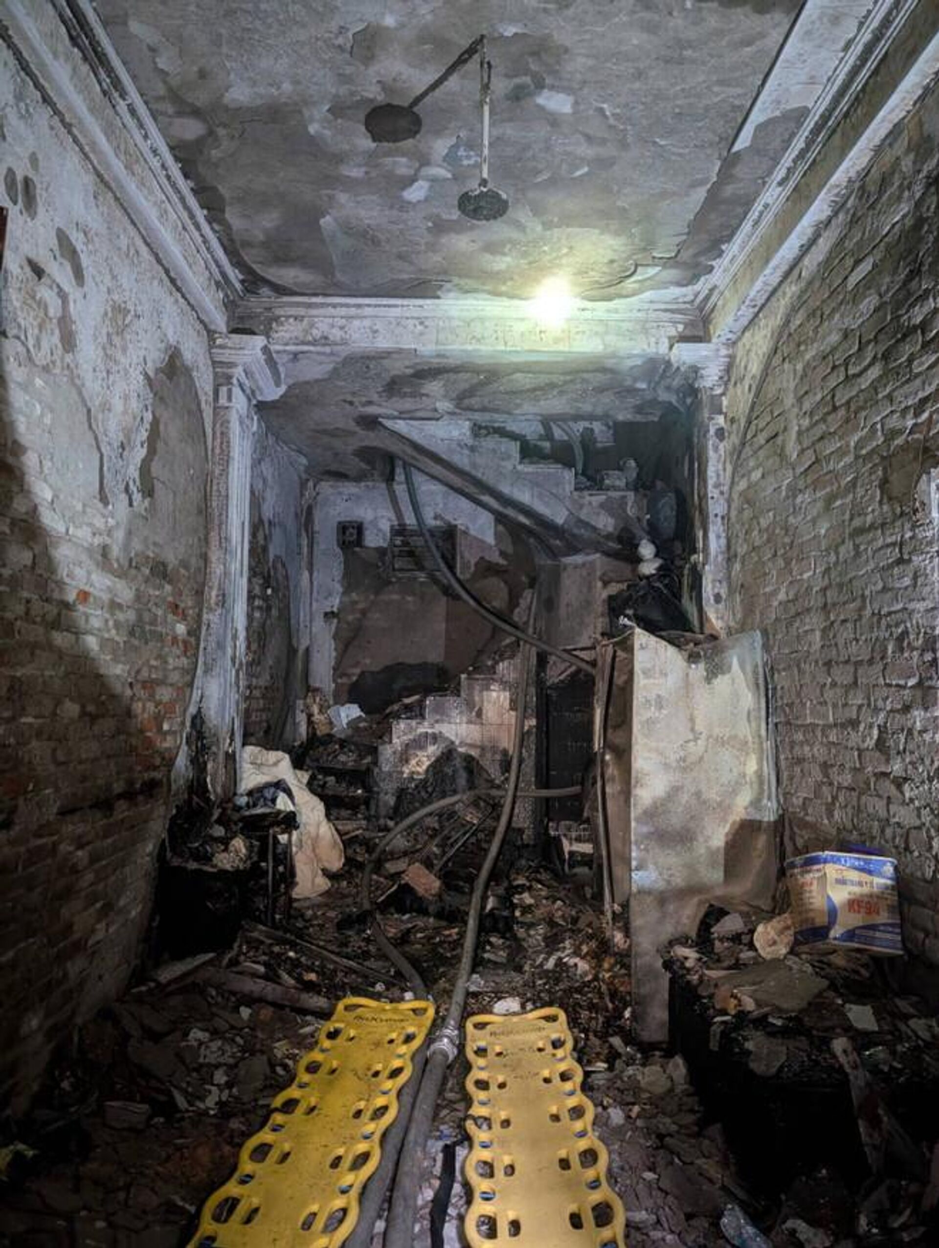 Hiện trường vụ cháy - Sputnik Việt Nam, 1920, 11.10.2025