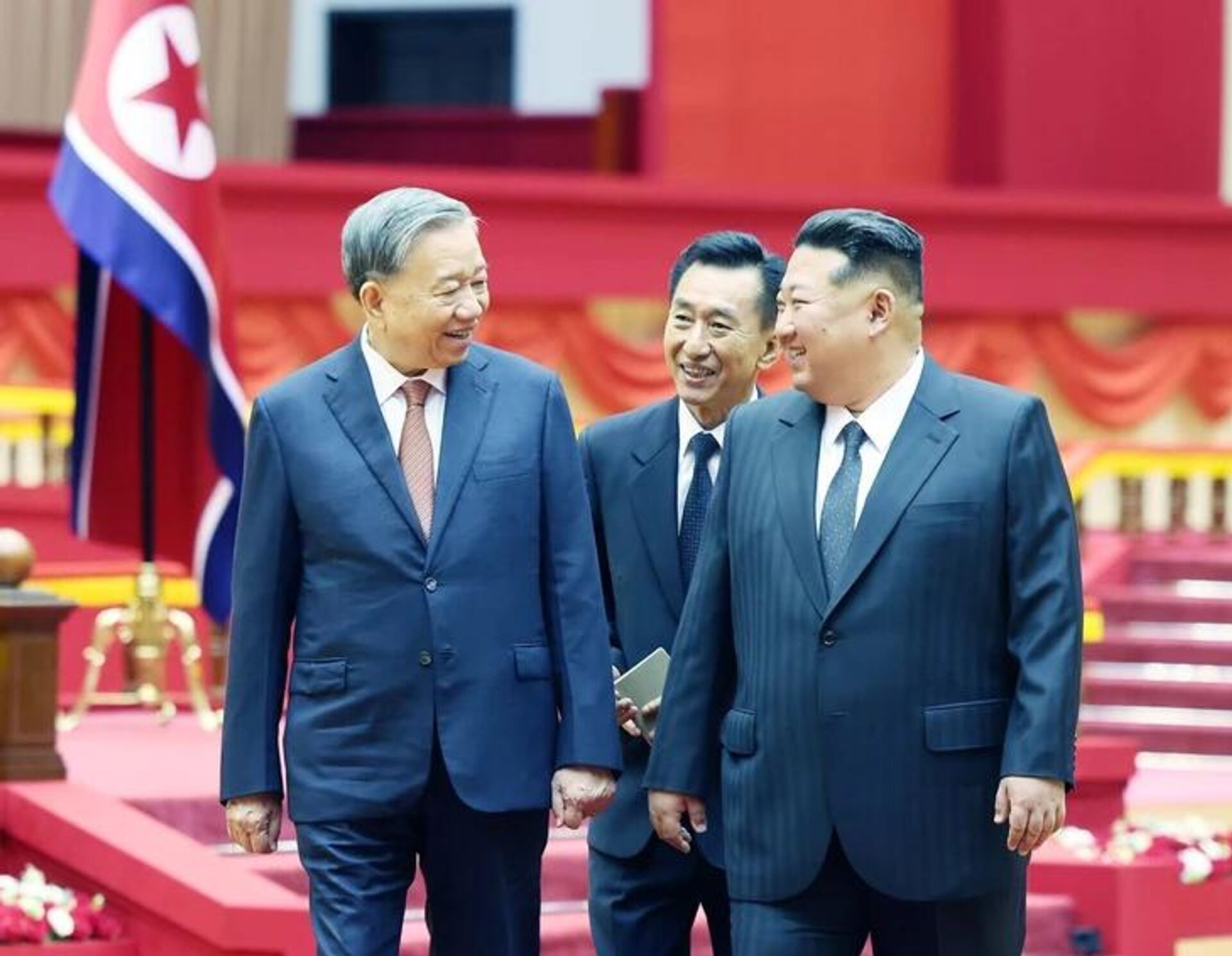 Lễ đón Tổng Bí thư Tô Lâm thăm cấp Nhà nước tới CHDCND Triều Tiên - Sputnik Việt Nam, 1920, 11.10.2025