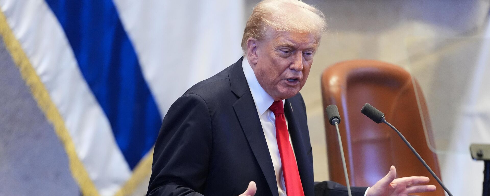 Tổng thống Mỹ Donald Trump - Sputnik Việt Nam, 1920, 14.10.2025