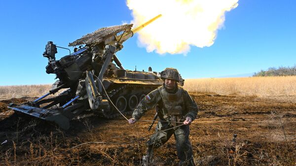 Hoạt động chiến đấu của đơn vị pháo tự hành 2S7M Malka thuộc Trung tâm Cụm Lực lượng Nga theo hướng Krasnoarmeysk của chiến dịch quân sự đặc biệt - Sputnik Việt Nam