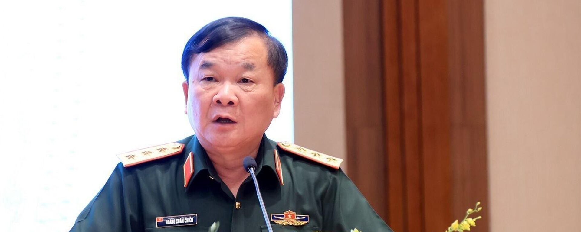 Thượng tướng Hoàng Xuân Chiến, Thứ trưởng Bộ Quốc phòng phát biểu - Sputnik Việt Nam, 1920, 21.10.2025
