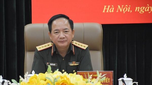 Đại tướng Trịnh Văn Quyết, Bí thư Trung ương Đảng, Ủy viên Thường vụ Quân ủy Trung ương, Chủ nhiệm Tổng cục Chính trị Quân đội nhân dân Việt Nam, Chủ nhiệm Ủy ban Kiểm tra Quân ủy Trung ương chủ trì Hội nghị “Báo cáo về việc sắp xếp lại tổ chức, biên chế cơ quan Ủy ban Kiểm tra Quân ủy Trung ương”. - Sputnik Việt Nam