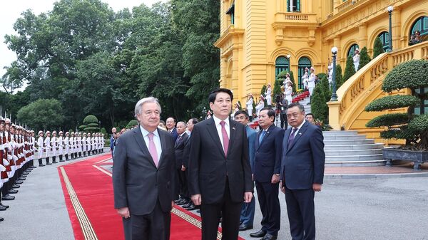 Chủ tịch nước Lương Cường đón Tổng Thư ký Liên hợp quốc António Guterres tại Phủ Chủ tịch - Sputnik Việt Nam