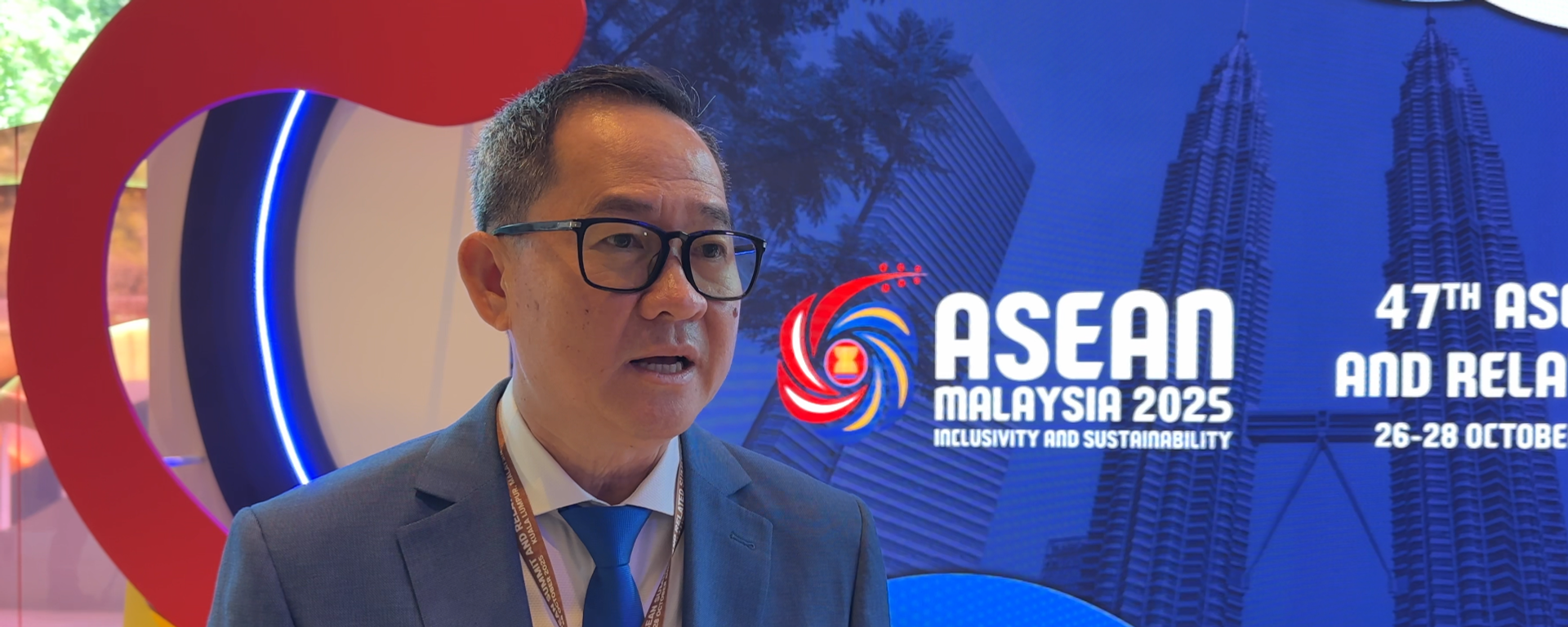 Chủ tịch Câu lạc bộ Các nhà báo Campuchia trả lời phỏng vấn Sputnik - Sputnik Việt Nam, 1920, 26.10.2025