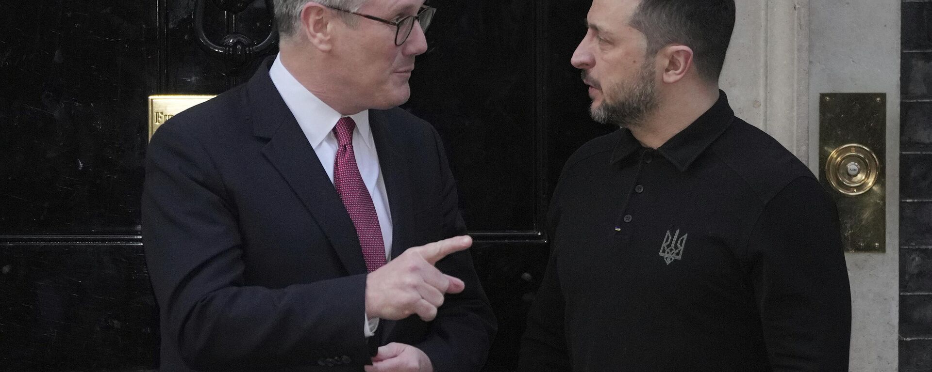 Thủ tướng Anh Keir Starmer và Vladimir Zelensky - Sputnik Việt Nam, 1920, 27.10.2025