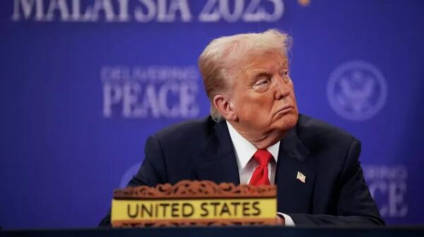 Tổng thống Hoa Kỳ Donald Trump tại hội nghị thượng đỉnh ASEAN ở Malaysia - Sputnik Việt Nam