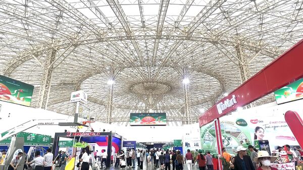 Một số gian hàng tại Hội chợ Mùa thu 2025 - Sputnik Việt Nam