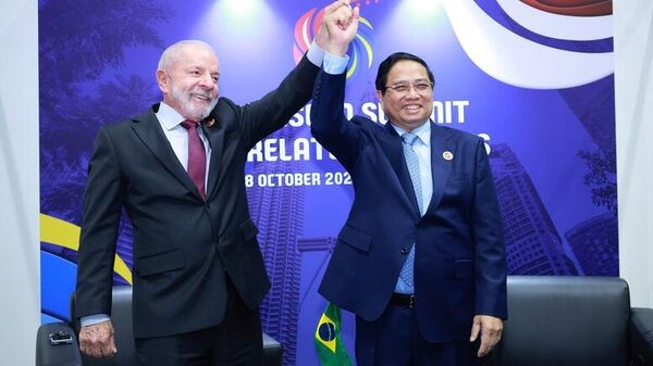Thủ tướng Phạm Minh Chính gặp Tổng thống Brasil Lula da Silva - Sputnik Việt Nam