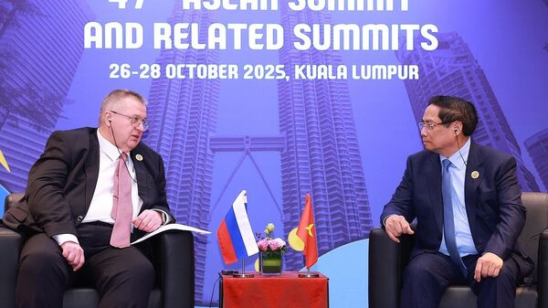 Thủ tướng Phạm Minh Chính gặp Phó Thủ tướng Nga Alexey Overchuk - Sputnik Việt Nam