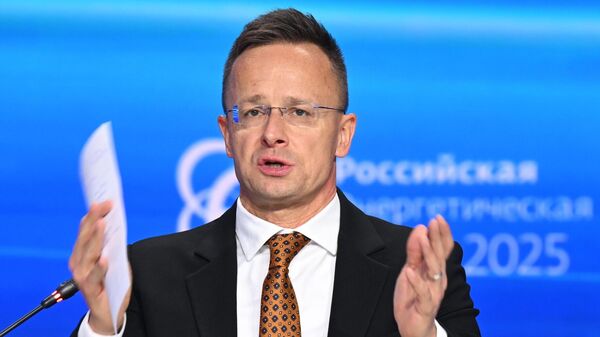 Bộ trưởng Ngoại giao Hungary Peter Szijjarto - Sputnik Việt Nam