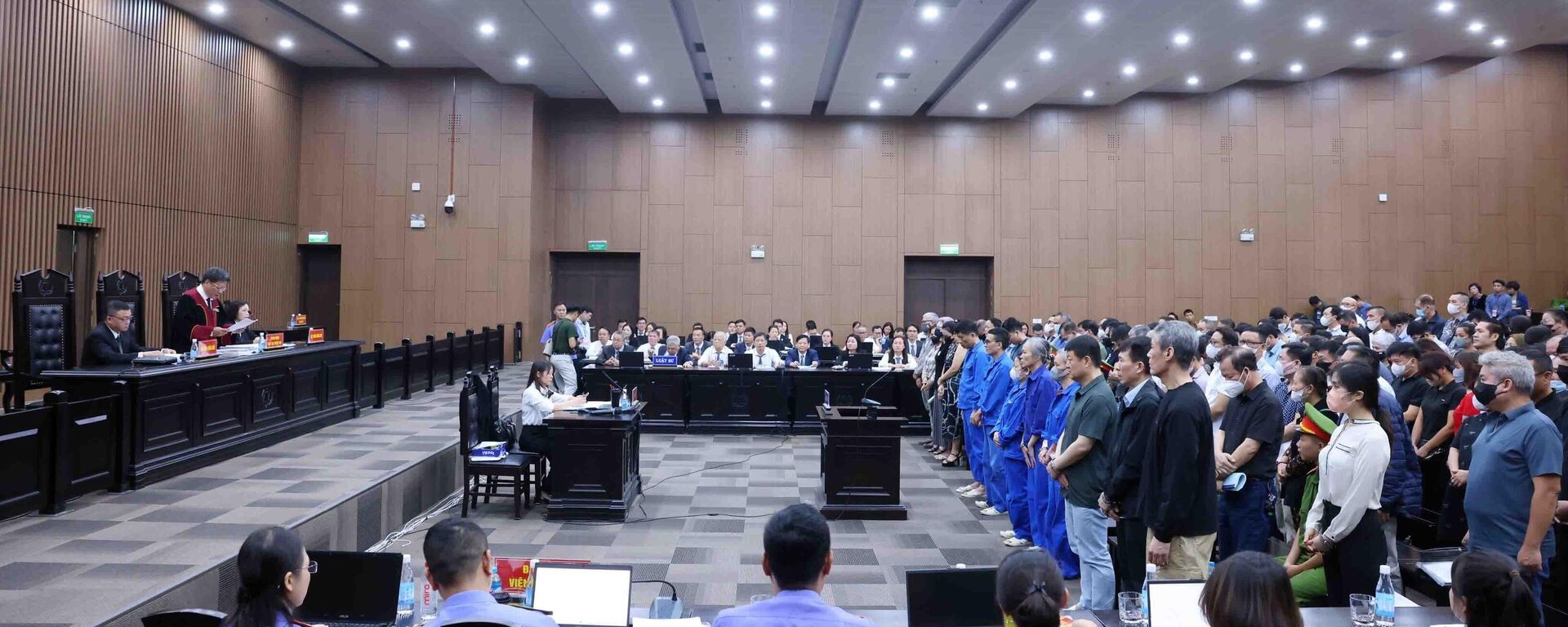 Quang cảnh phiên toà xét xử
 - Sputnik Việt Nam, 1920, 28.10.2025