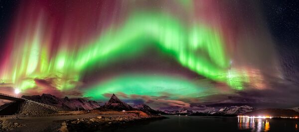 Ảnh The Glow của George Palov, Top 100 hạng mục Amateur Built Environment tại cuộc thi EPSON International Pano Awards lần thứ 16 Ảnh The Glow của George Palov, Top 100 hạng mục Amateur Built Environment tại cuộc thi EPSON International Pano Awards lần thứ 16 - Sputnik Việt Nam