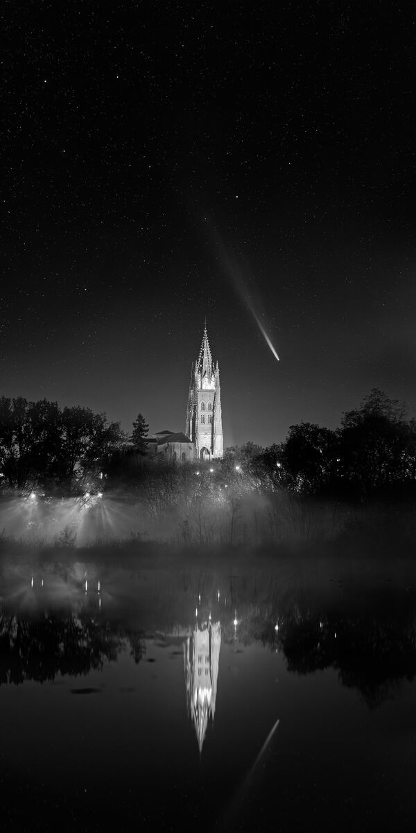 Ảnh Mystical comet của Wolfgang Autexier, Top 100 hạng mục Amateur Built Environment tại cuộc thi EPSON International Pano Awards lần thứ 16 Ảnh Mystical comet của Wolfgang Autexier, Top 100 hạng mục Amateur Built Environment tại cuộc thi EPSON International Pano Awards lần thứ 16 - Sputnik Việt Nam