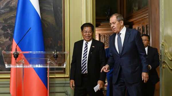 Ngoại trưởng Nga Sergey Lavrov và Bộ trưởng Ngoại giao Myanmar Than Swe - Sputnik Việt Nam