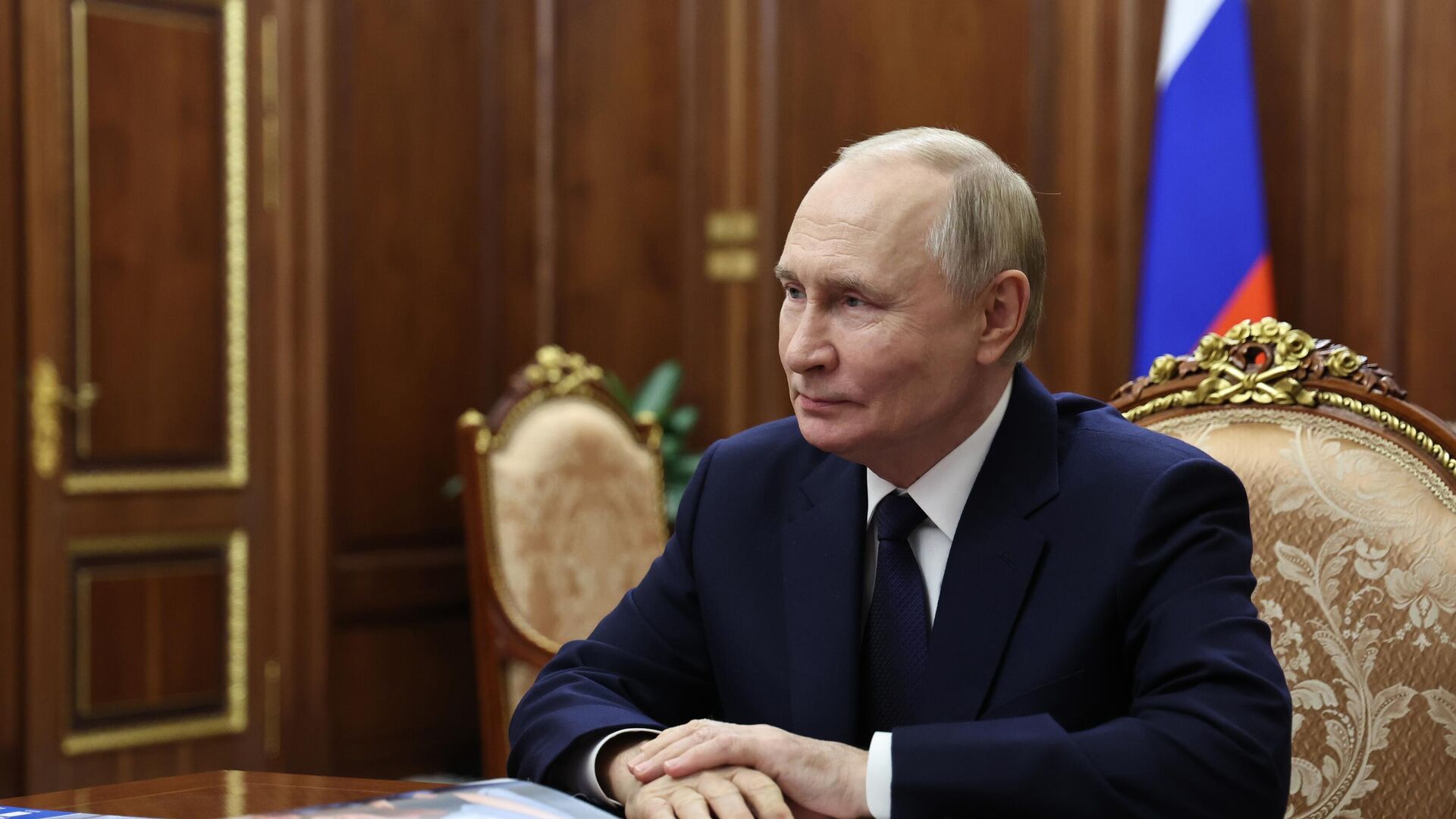 Tổng thống Nga Vladimir Putin Tổng thống Nga Vladimir Putin - Sputnik Việt Nam, 1920, 05.11.2025