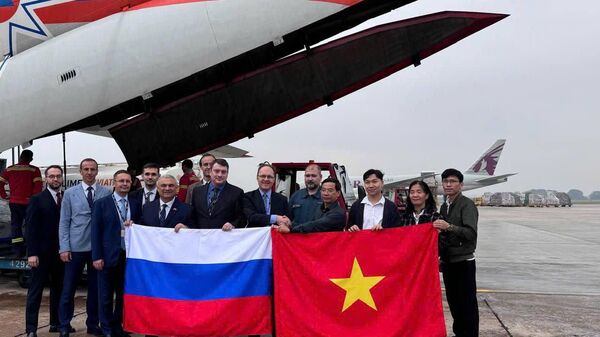 Nga gửi 30 tấn hàng viện trợ nhân đạo tới Việt Nam - Sputnik Việt Nam