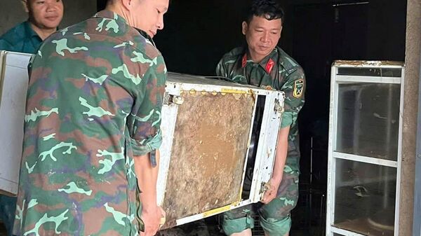 Đà Nẵng: Giúp dân khắc phục hậu quả sau mưa lũ - Sputnik Việt Nam