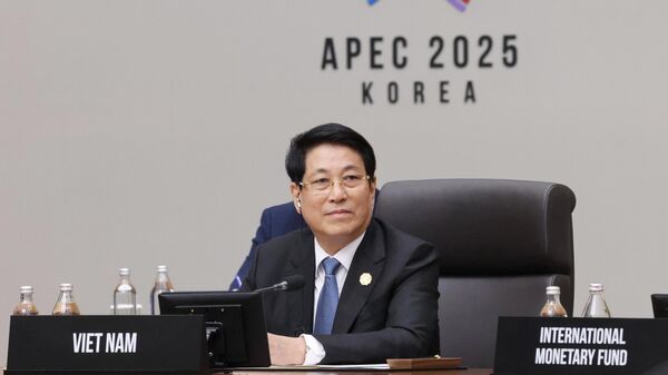 Chủ tịch nước Lương Cường dự Hội nghị Cấp cao APEC lần thứ 32 - Sputnik Việt Nam