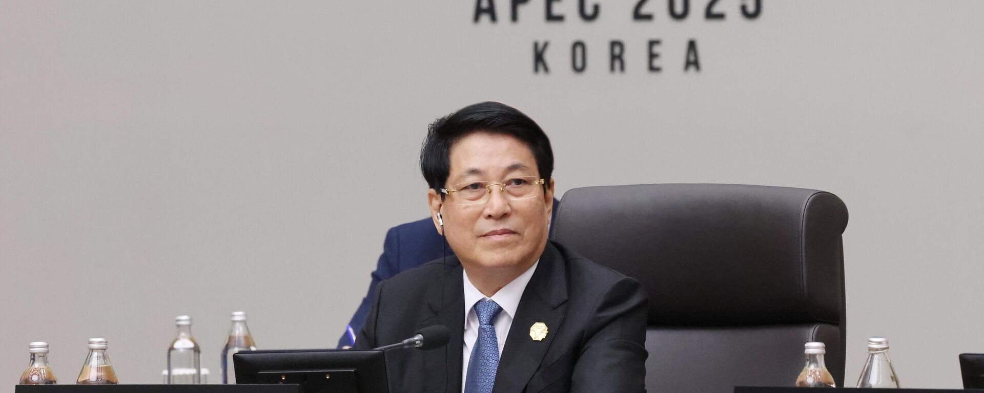 Chủ tịch nước Lương Cường dự Hội nghị Cấp cao APEC lần thứ 32 - Sputnik Việt Nam, 1920, 31.10.2025