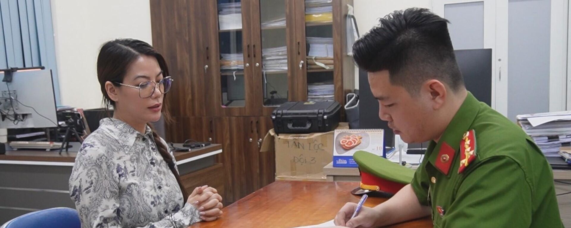 Công an Thành phố Hồ Chí Minh làm việc với bị can Trương Ngọc Ánh - Sputnik Việt Nam, 1920, 31.10.2025