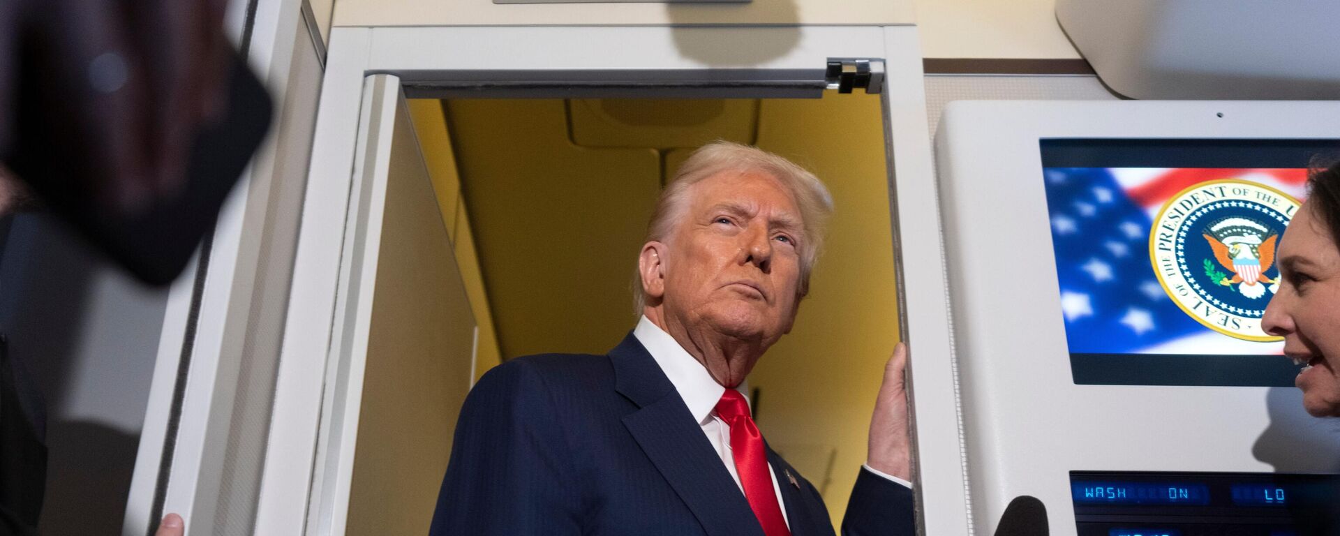 Donald Trump  - Sputnik Việt Nam, 1920, 10.11.2025