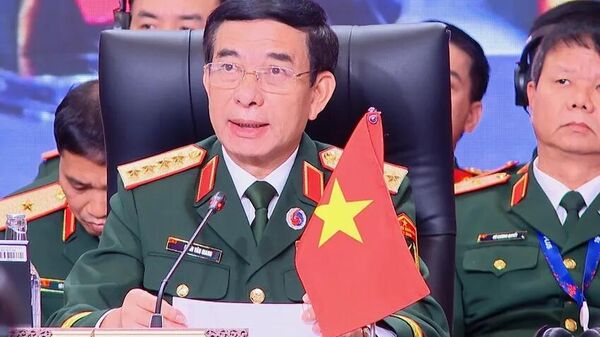 Đại tướng Phan Văn Giang dẫn đầu đoàn đại biểu cấp cao Bộ Quốc phòng Việt Nam tham dự hội nghị - Sputnik Việt Nam