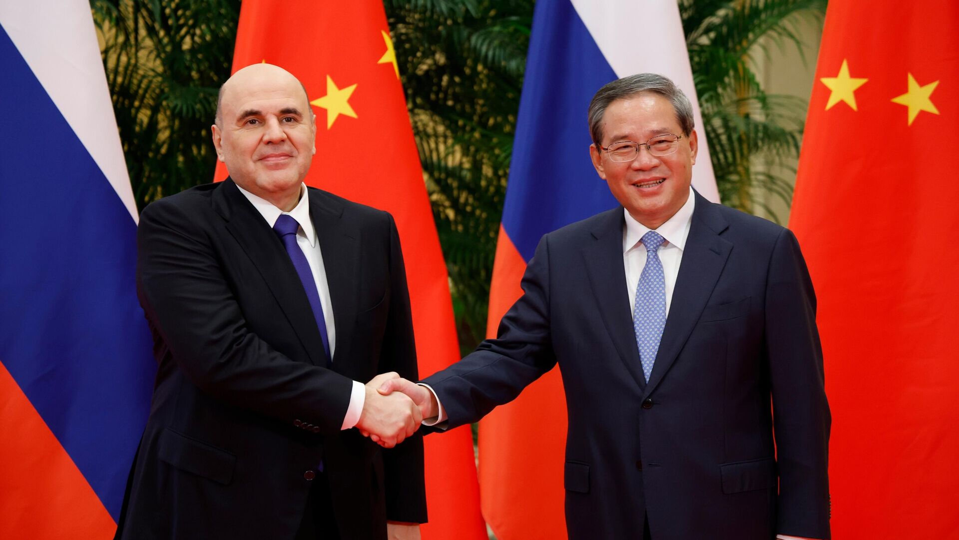 Thủ tướng Mikhail Mishustin thăm chính thức Trung Quốc Thủ tướng Mikhail Mishustin thăm chính thức Trung Quốc - Sputnik Việt Nam, 1920, 03.11.2025