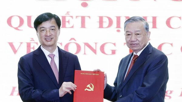 Đồng chí Nguyễn Duy Ngọc giữ chức Bí thư Thành uỷ Hà Nội - Sputnik Việt Nam