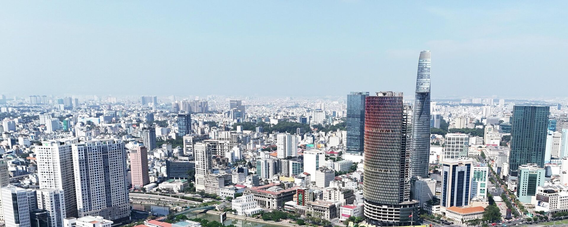 Khu đất kết nối với trung tâm thành phố Hồ Chí Minh qua cầu Khánh Hội - Sputnik Việt Nam, 1920, 06.11.2025