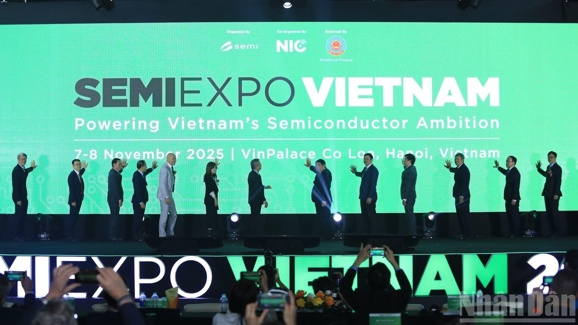 Triễn lãm ngành công nghiệp bán dẫn Việt Nam 2025 (SEMIExpo Việt Nam 2025) - Sputnik Việt Nam, 1920, 07.11.2025