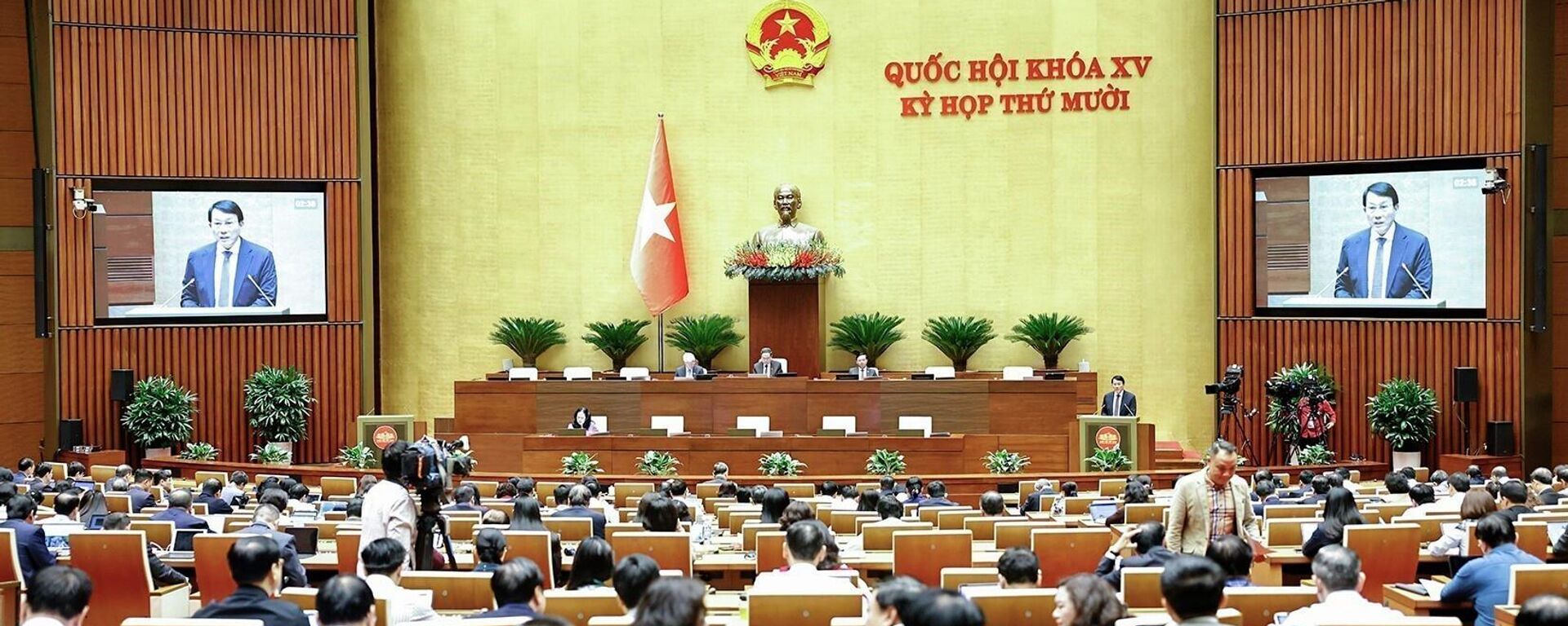 Bộ trưởng Bộ Công an Lương Tam Quang trình bày Tờ trình về dự án Luật Phòng, chống ma túy (sửa đổi) - Sputnik Việt Nam, 1920, 11.11.2025