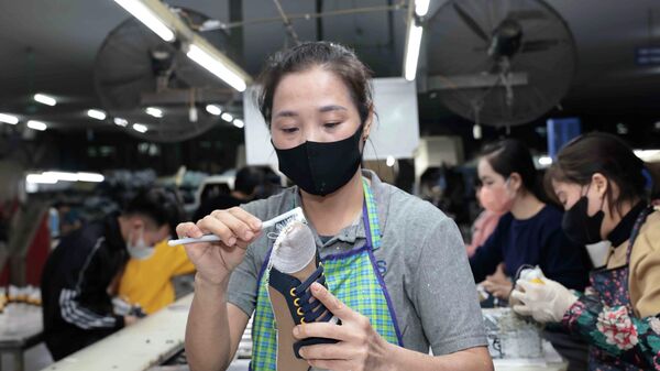 Công ty Hoá dệt Hà Tây có nhiều đơn hàng xuất khẩu sang thị trường Mỹ, châu Âu - Sputnik Việt Nam