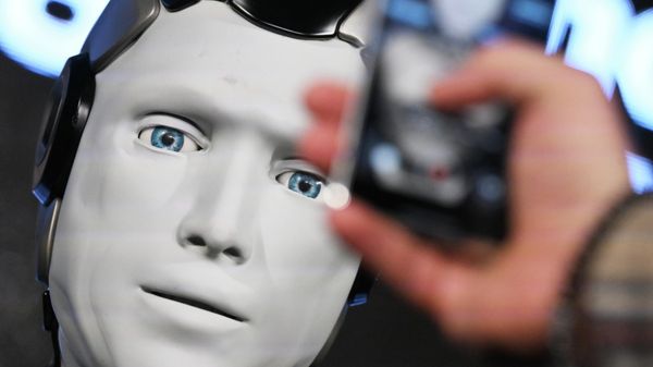 Giới thiệu robot hình người đầu tiên của Nga được tích hợp AI - Sputnik Việt Nam