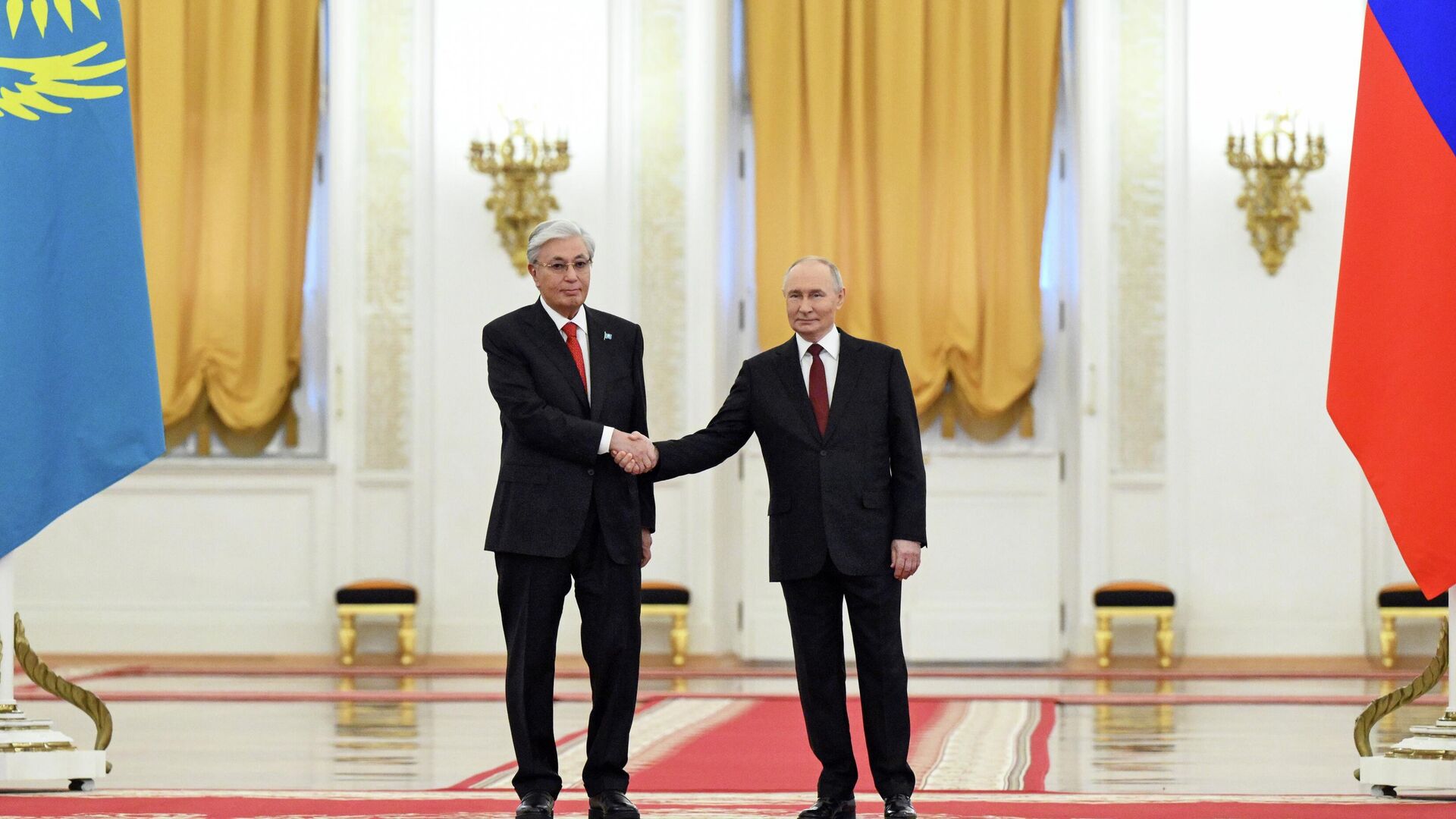 Cuộc hội đàm giữa Tổng thống Vladimir Putin và Tổng thống Kazakhstan Kassym-Jomart Tokayev Cuộc hội đàm giữa Tổng thống Vladimir Putin và Tổng thống Kazakhstan Kassym-Jomart Tokayev - Sputnik Việt Nam, 1920, 12.11.2025