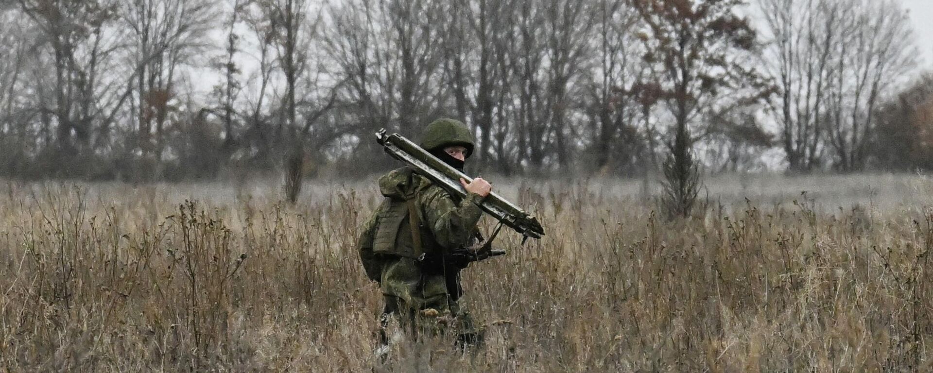 Hoạt động chiến đấu của pháo tự hành 2S7 Pion của nhóm Tây LLVT Nga - Sputnik Việt Nam, 1920, 13.11.2025