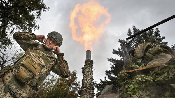 Công tác chiến đấu của tổ lái súng cối 2S4 Tulpan theo hướng Krasnoarmeysk - Sputnik Việt Nam