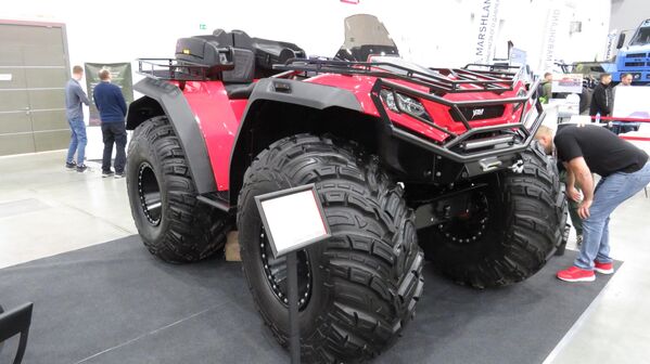 Xe địa hình bốn bánh quadricycle hạng nặng URAN ULTRA của công ty Rusmettekhnologii (thành phố Kulebaki, Vùng Nizhny Novgorod) - Sputnik Việt Nam