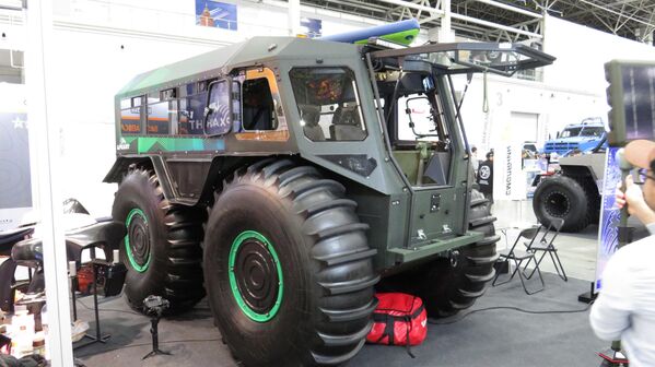 Xe địa hình lội nước Arkhant được phát triển tại St. Petersburg - Sputnik Việt Nam