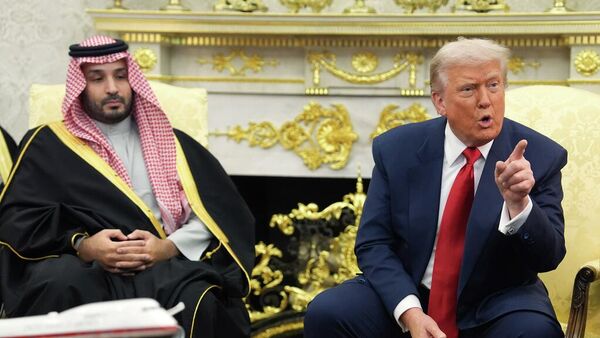 Tổng thống Mỹ Trump tiếp Thái tử Ả Rập Xê Út Mohammed bin Salman tại Nhà Trắng - Sputnik Việt Nam