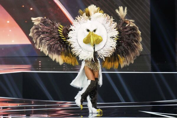 Hoa hậu Mỹ Audrey Eckert tham gia phần thi trang phục dân tộc tại cuộc thi Hoa hậu Hoàn vũ 2025 - Sputnik Việt Nam