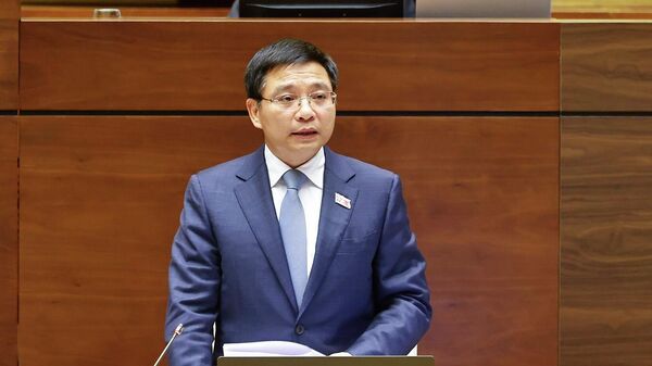 Bộ trưởng Bộ Tài chính Nguyễn Văn Thắng giải trình, làm rõ một số vấn đề đại biểu Quốc hội nêu - Sputnik Việt Nam