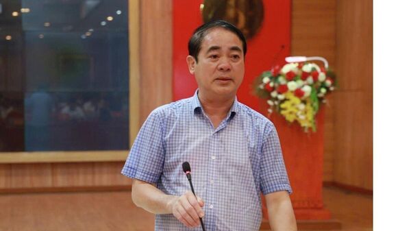 Bí thư Tỉnh ủy Khánh Hòa Nghiêm Xuân Thành yêu cầu các lực lượng cứu hộ, cứu nạn phải xây dựng kịch bản ứng cứu người dân ở cấp cao nhất - Sputnik Việt Nam