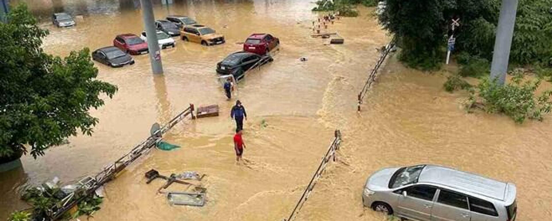 Theo dự báo tại 32 phường xã ở Khánh Hòa sẽ ngập đêm nay vì nước lũ lại lên - Sputnik Việt Nam, 1920, 21.11.2025