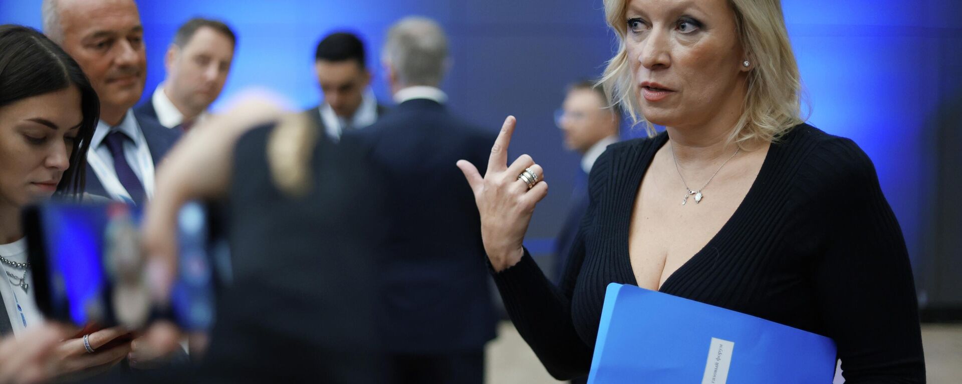 Đại diện chính thức của Bộ Ngoại giao Nga, bà Maria Zakharova - Sputnik Việt Nam, 1920, 24.11.2025