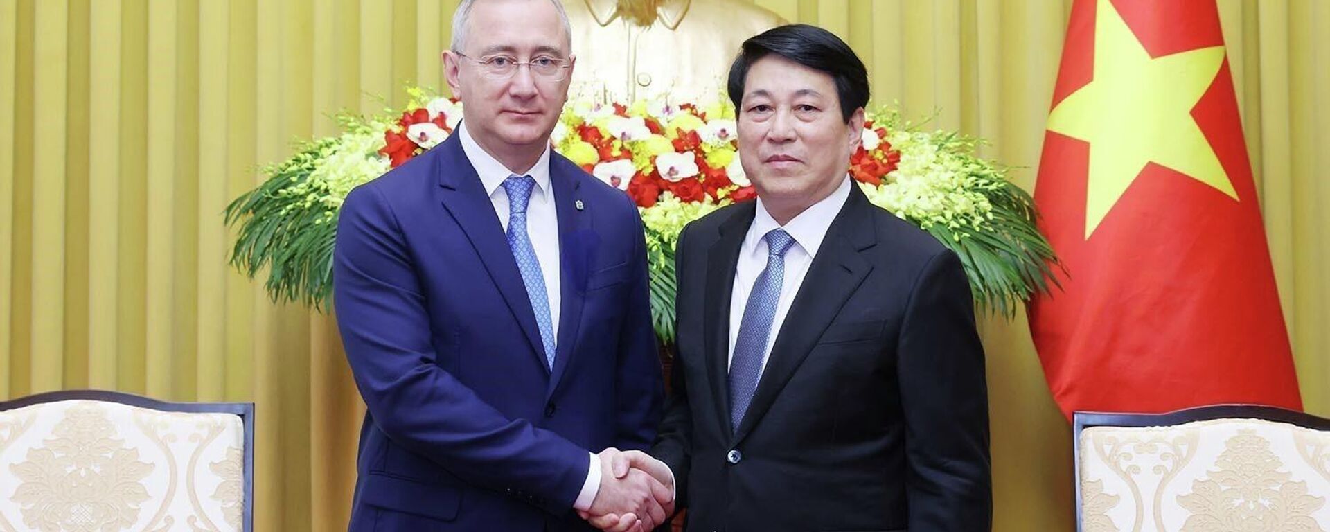 Sáng 25/11/2025, tại Phủ Chủ tịch, Chủ tịch nước Lương Cường tiếp ngài Vladislav Valerievich Shappha, Thống đốc tỉnh Kaluga, Liên bang Nga. - Sputnik Việt Nam, 1920, 25.11.2025