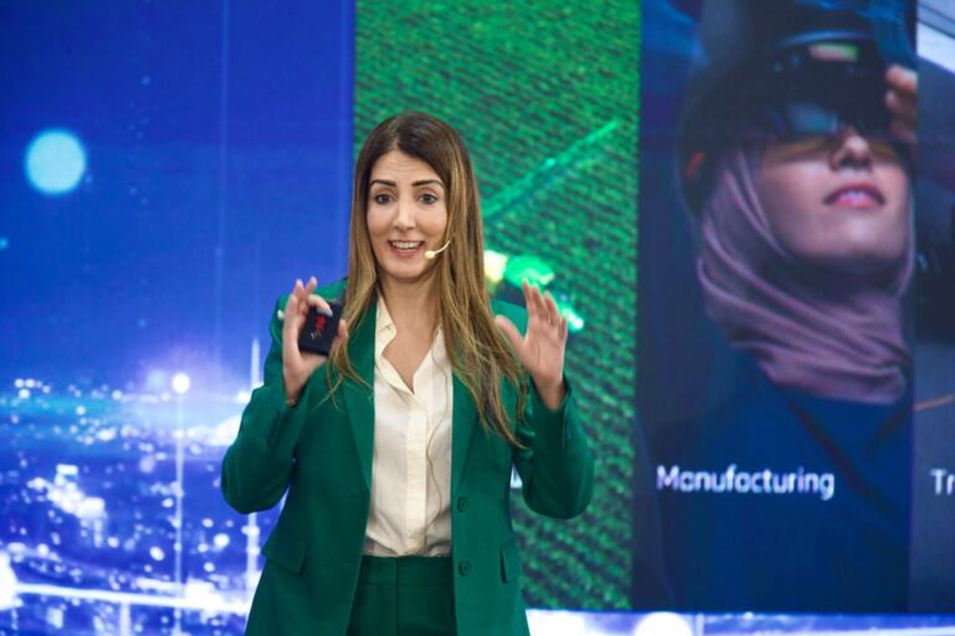 Bà Rita Mokbel, Chủ tịch Ericsson Việt Nam khẳng định, 5G chính là xương sống của quá trình số hóa nền kinh tế. - Sputnik Việt Nam, 1920, 26.11.2025