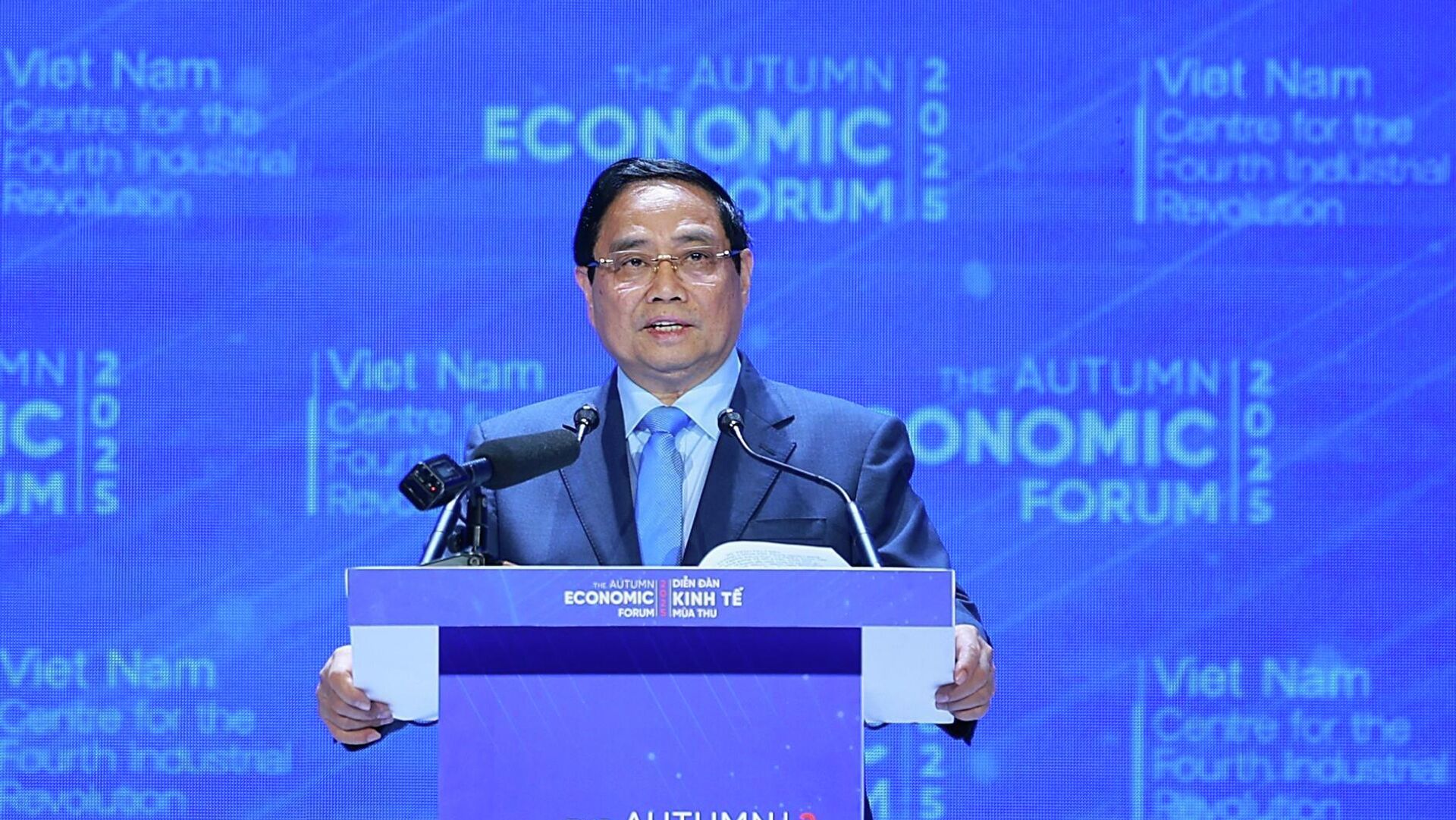 Thủ tướng Phạm Minh Chính phát biểu tại Diễn đàn Kinh tế mùa Thu 2025 Thủ tướng Phạm Minh Chính phát biểu tại Diễn đàn Kinh tế mùa Thu 2025 - Sputnik Việt Nam, 1920, 26.11.2025